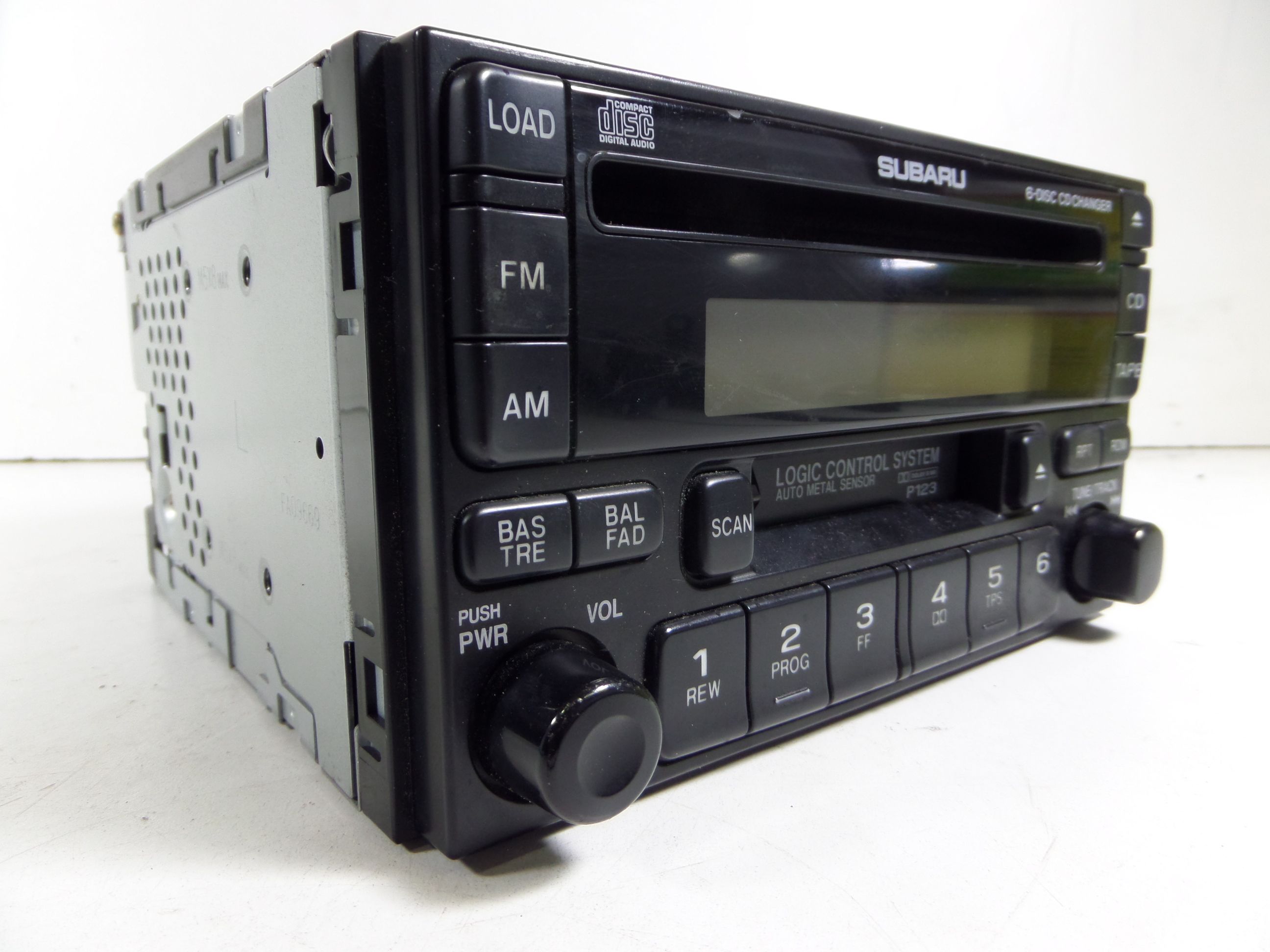Subaru Impreza WRX CD Tape Stereo Radio Deck GD 0007 GG