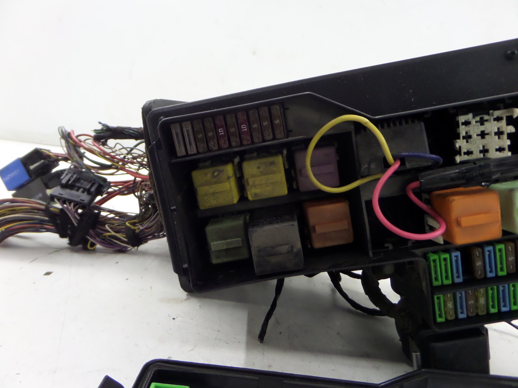 BMW Z3 Fuse Box E36/7 9702 OEM eBay