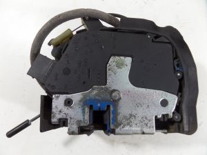 Right Front 00 BMW E46 323 Door Latch
