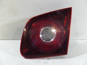 Right Trunk Mounted Tail Light