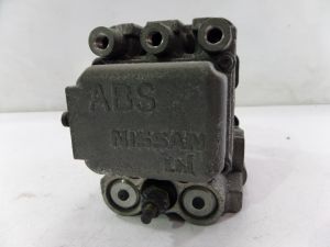 Nissan Stagea JDM RHD ABS Anti-Lock Brake Pump Controller WC34 Series 2 OEM