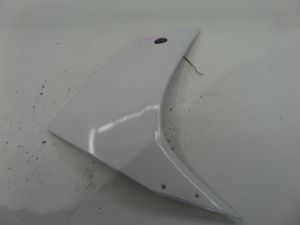 Yamaha YZF-R1 Right Front Fairing 07-08 OEM Broken Tab