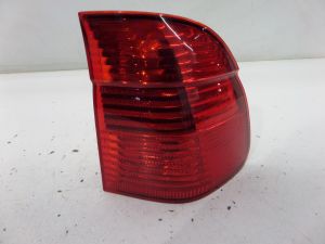 BMW 525i Right Wagon Quarter Outer Brake Tail Light Red E39 6900216 528 530 540