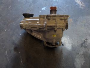 Mercedes R350 Front Transfer Case Differential Diff W251 11-13 OEM A2512802100