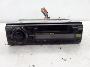 BMW 735i Sony Stereo Radio Deck E32 88-94 XR-C2200
