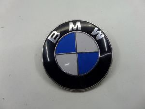 BMW 535i Emblem E34 89-91 OEM 8 132 375