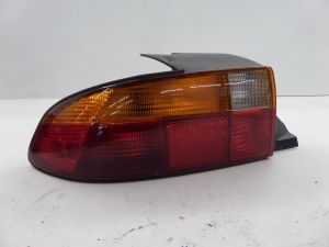 BMW Z3 Left Pre-Facelift Brake Tail Light Amber E36/7 63.21-8 389 711 Cracked