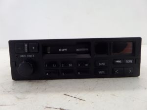 BMW 535i Stereo Radio Deck E34 89-91 OEM 90.88 1 600 303 Leaking Display