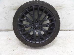 Ford Mustang GT Front 19" x 9" Wheel S197 13-14 OEM 1011614G Snow Tire
